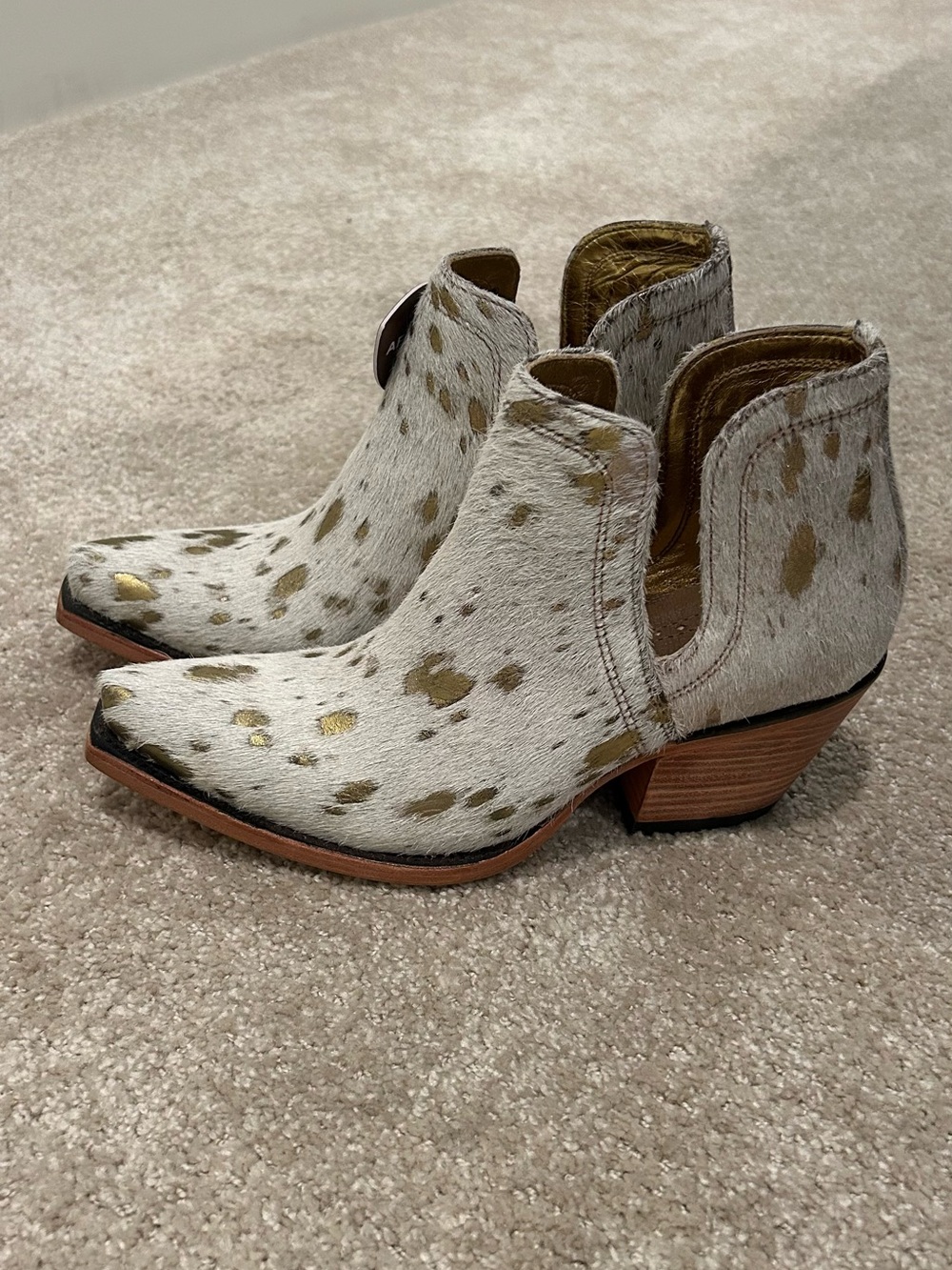 NWT Ariat boots - Picture 4 of 7